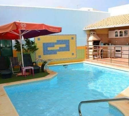 Praia Guest House Bagian luar foto