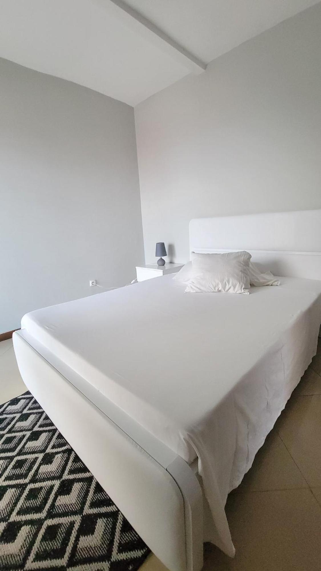 Praia Guest House Bagian luar foto