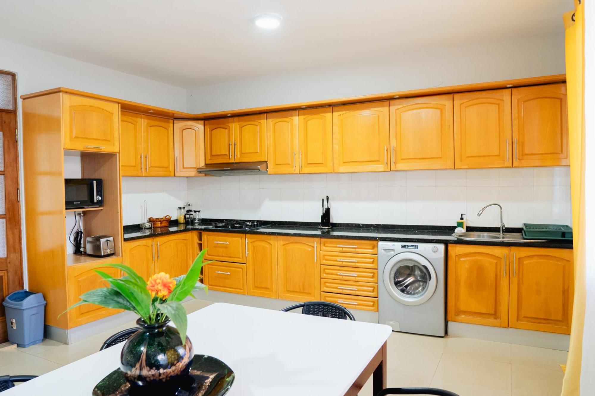 Praia Guest House Bagian luar foto